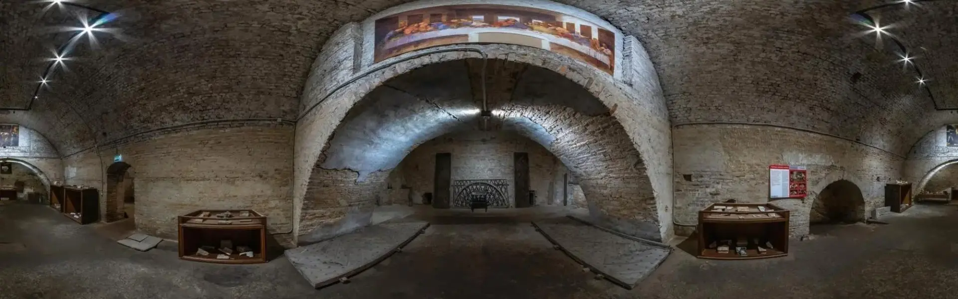 Екскурсія підземеллями Луцька